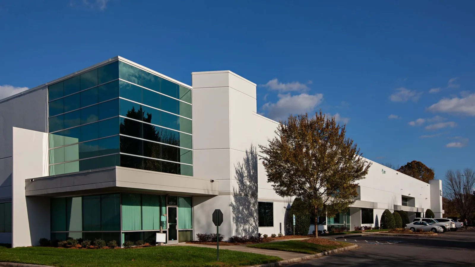 Distribution Center Roofing in Everett, WA